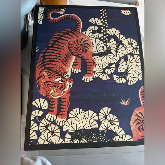 Gucci Men’s Major High Top shoes in Cub Print - Picture 6 of 10